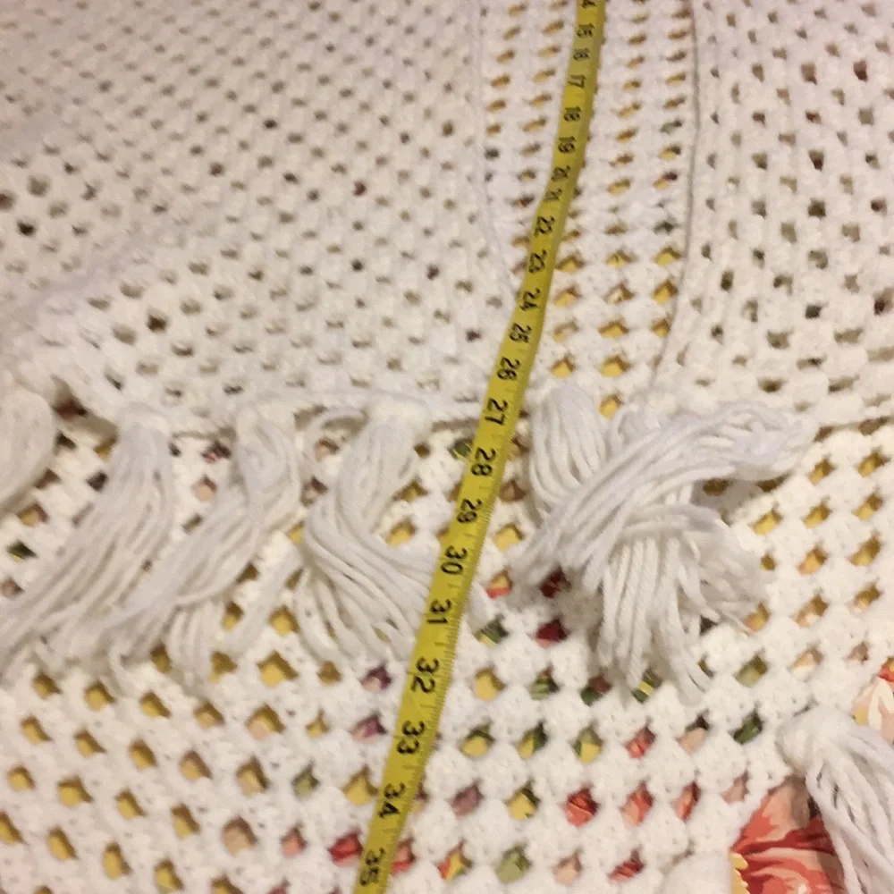 Vintage Handmade Crocheted White Shawl w/ Fringe - Picture 12 of 12